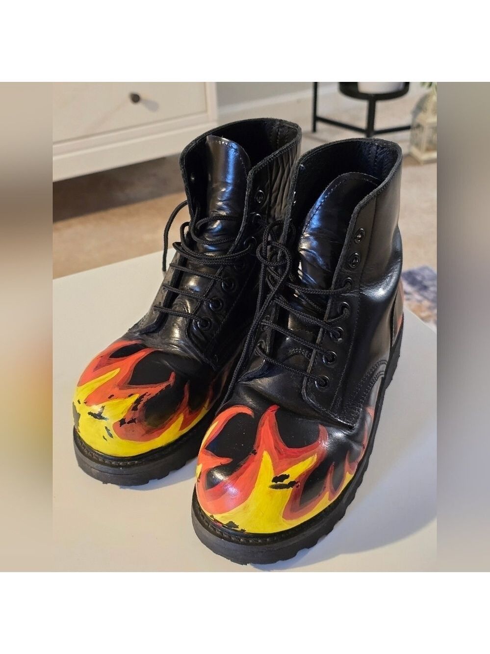 Leather flame print ankle lace-up boots color black